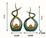 Statue Céramique Moderne “Étreinte Dorée”